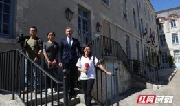 爆料食品网红事件视频播放